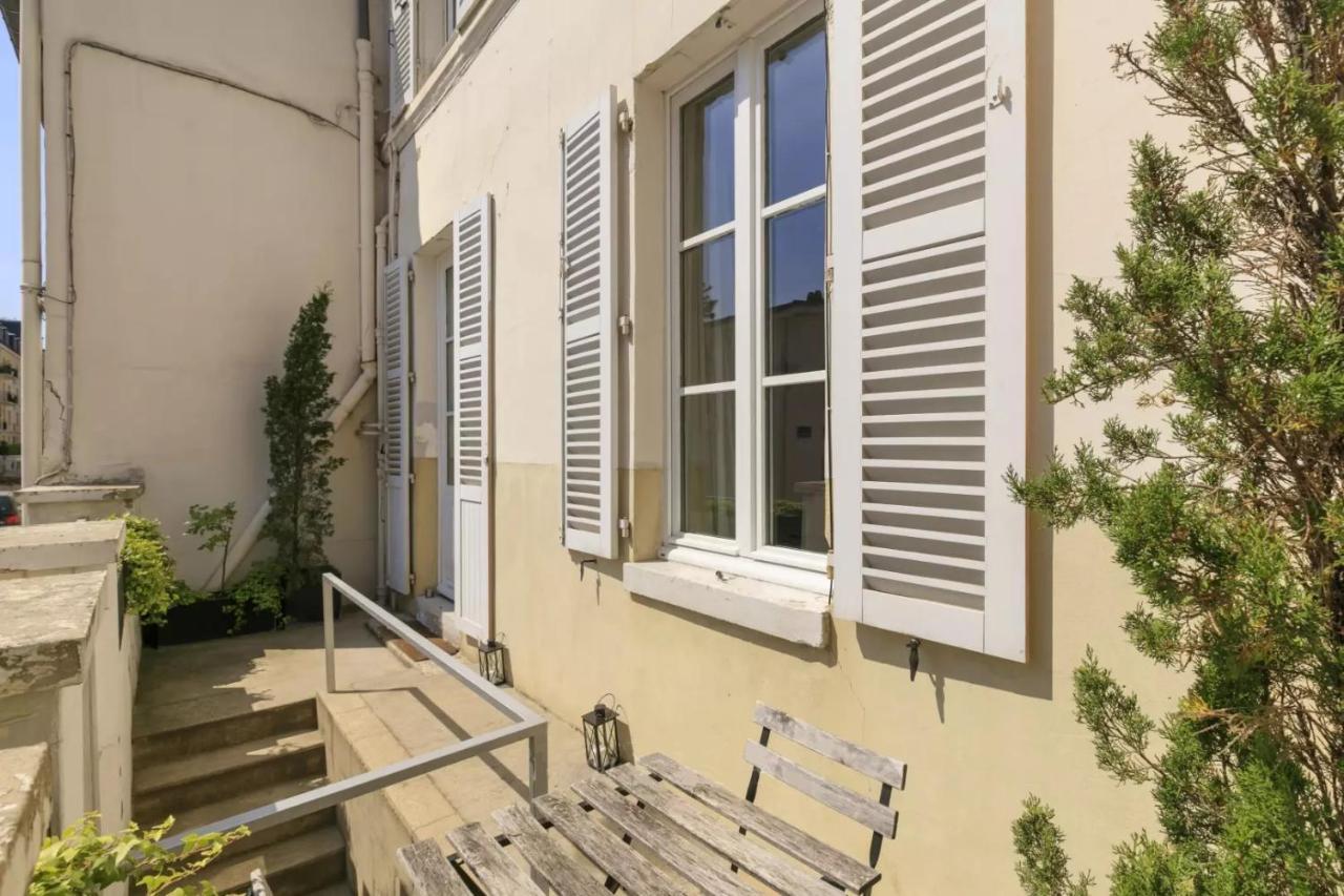 La Terrasse De Mademoiselle Apartment Versailles Bagian luar foto
